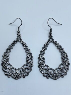 Gunmetal Filigree Teardrop Dangle Earrings Vintage Scroll Lightweight.